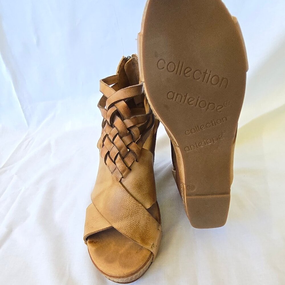 Antelope Wedge - Picture 3 of 5